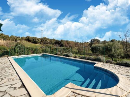 Peldbaseins, Tranquil holiday home with private pool in Felines-Minervois