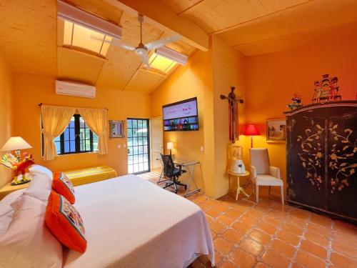 Estrellita's Bed & Breakfast – Ajijic, OH