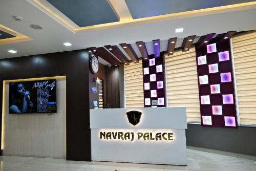 Hotel Navraj Palace