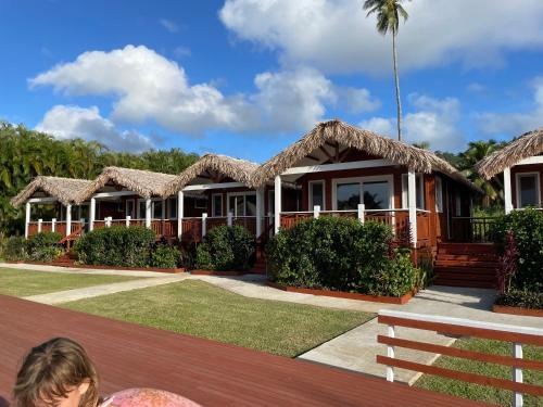 Red Hibiscus Villas