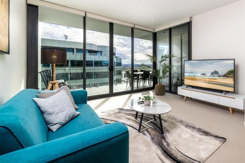 Spacious 1-Bed with View in Central Location - Apartment - Canberra