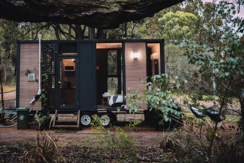 Tiny House 888