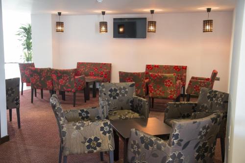 Ramada Milton Keynes - image 7