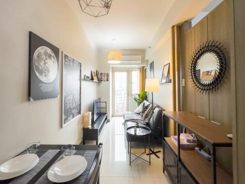 GemstoneBR in SMDC Coast Residences, Manille