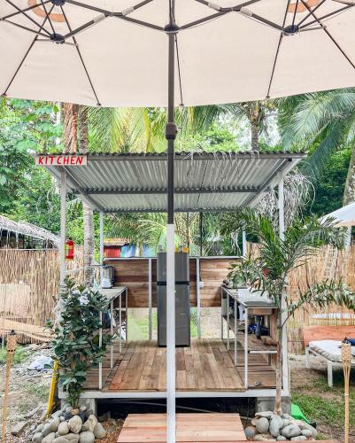 Kitchen, Nomadic Surf Camp in Uvita