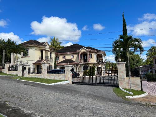 Mandeville luxury in Mandeville