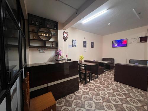 Hotel Atithi Devo Bhava in 자낙푸르