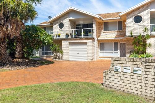 1 75 Rocky Point Road fantastic holiday home with