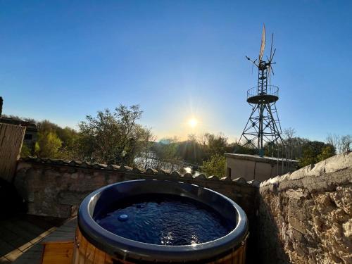 Les Terrasses de Bélarga - Maison d'hôtes - Piscine et Jacuzzi