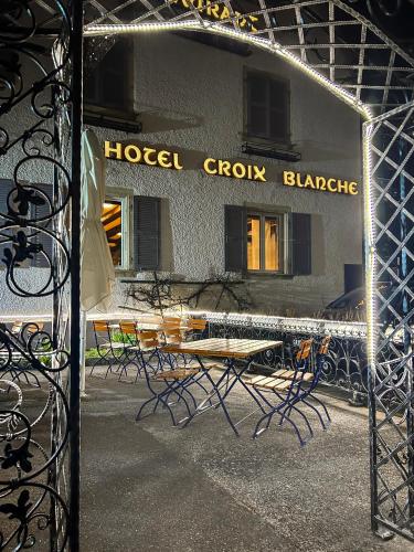 Hotel La Croix Blanche - Bassecourt