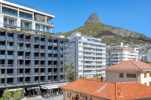 Flamingo 403 Brand NEW Apartment Sea Point