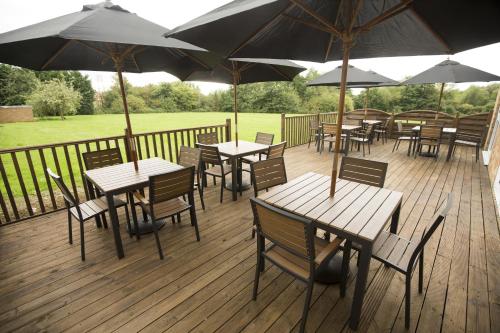 Ramada Milton Keynes - image 11