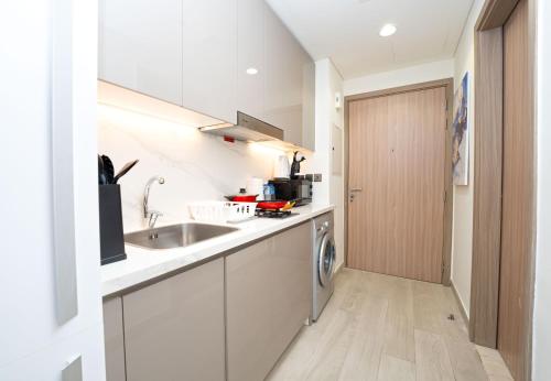 EasyGo - Azizi Riviera 28 Vibrant Studio - image 7