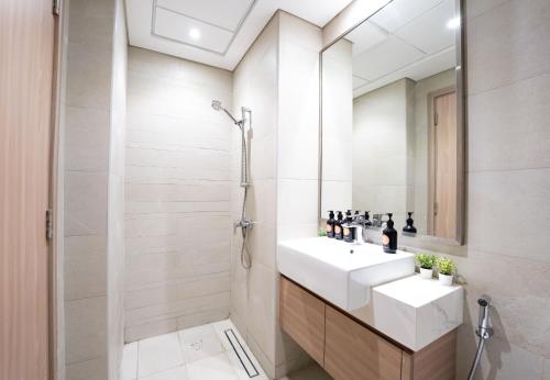 EasyGo - Azizi Riviera 28 Vibrant Studio - image 9