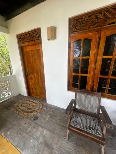 Deluxe Double Room with Sea View room in Varan Mawella Beach Guest House