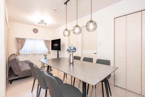 Stella Court Tengachaya