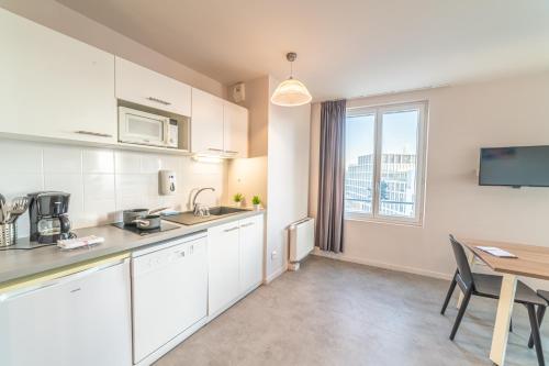 廚房, Break and Home Campus Condorcet Maison des chercheurs in 奧貝維埃