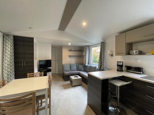 Superb Mobilhome Ba302 - 3 bedrooms Siblu Bonne Anse La Palmyre gîte à louer Forêt Domaniale de la Coubre