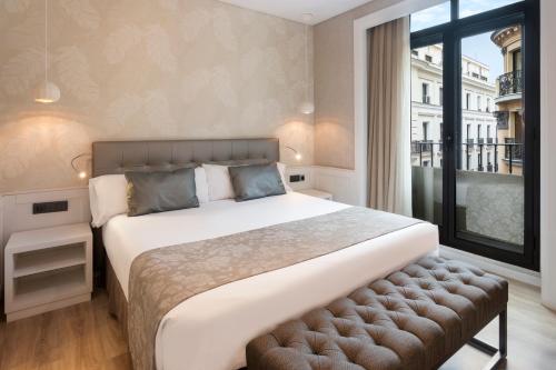 Catalonia Puerta del Sol - image 4