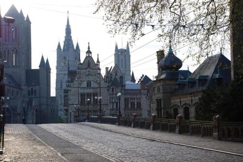 Budget Rooms by Ghent River 3