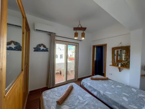 Club Red Dahab Motel – Dahab, AK