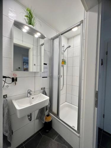 Zwei Zimmer Appartement, Bremen (Foto 3)