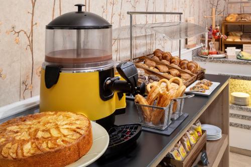 Catalonia Puerta del Sol - image 6