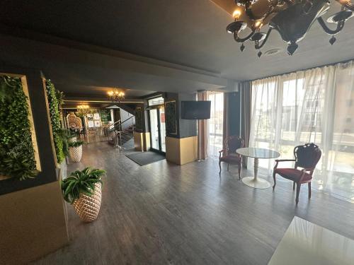 المنظر الخارجي, Alex&George Boutique Hotel in كلوج-نابوكا