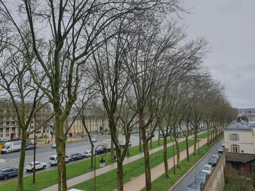 EXIGEHOME - Beau Duplex très lumineux - 300 m du château de Versailles