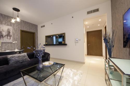 Spectacular 1BHK near Dubai Mall in The Lofts East - TrueBleu Homes, Dubái (foto 7)