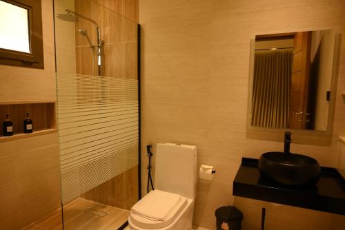 Two-Bedroom Apartment image 4