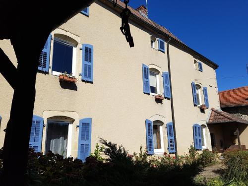 LA GRANGE DES ROCHES ROSES - Accommodation - Anchenoncourt-et-Chazel