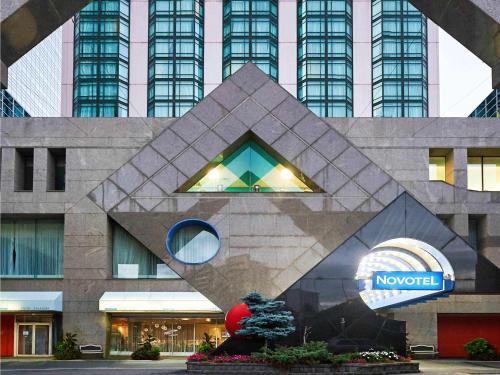 Novotel Toronto North York