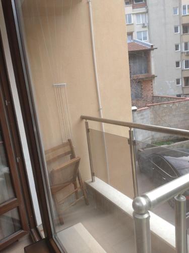 Нов стилен апартамент за двама-Околчица