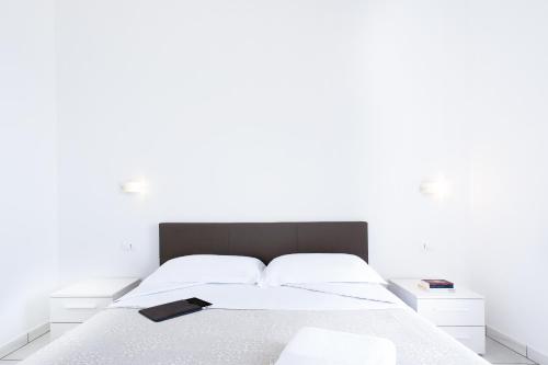 2 bedrooms, 3 beds