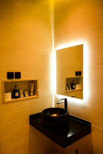 Studio Apartment image 2