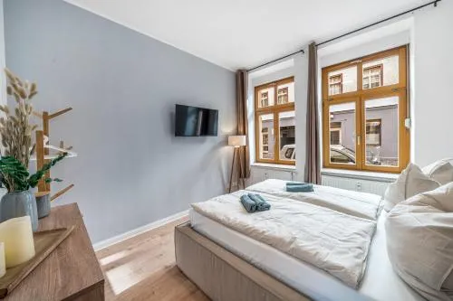 LeHaStays - Apartment Buckau 16 I WLAN I SmartTV in Magdeburg, Deutschland
