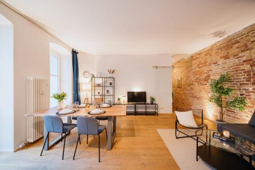 Homely Berlin - Super Modern, City Center, Rosenthalerplatz, Berlino