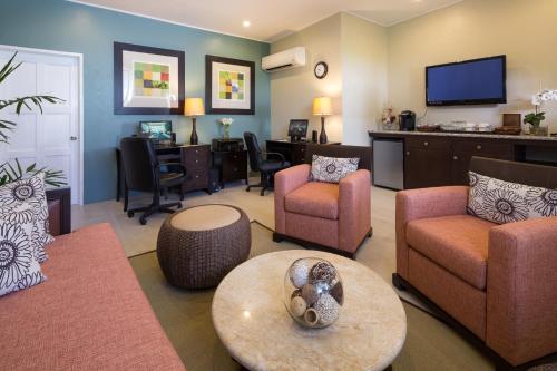 บริการและสิ่งอำนวยความสะดวก, สไปซ์ ไอส์แลนด์ บีช รีสอร์ต (Spice Island Beach Resort) in เดอะไลม์