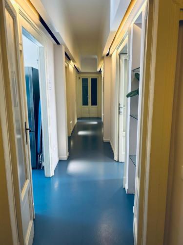 Quadruple Room with Shared Bathroom image 3