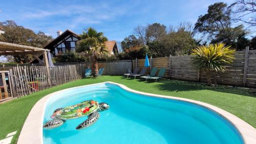 VILLA CASA KOKO 10 PERS piscine chauffée, pétanque, ping pong VIEUX-BOUCAU VILLA CASA KOKO 10 PERS piscine chauffée, pétanque, ping pong VIEUX-BOUCAU