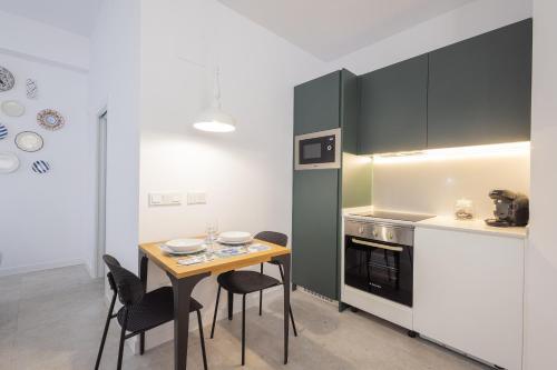 CASA FLORIT - Ceramic Homes - 4 Guest - AC WiFi - Near Sorolla Train Station, Valencie (fotografie 5)