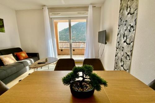 Les Naïades H38 - 2 bedrooms for 6 people ! (Les Naiades H38 - 2 bedrooms for 6 people !) in Avene