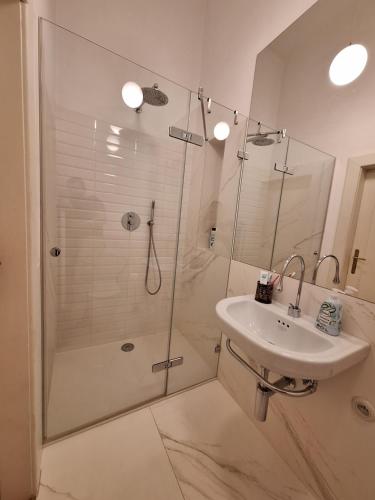 Apartmán Sarlot (13), Братислава (фото 9)