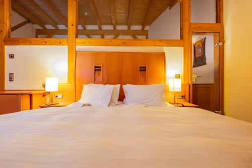2 bedrooms, 2 beds