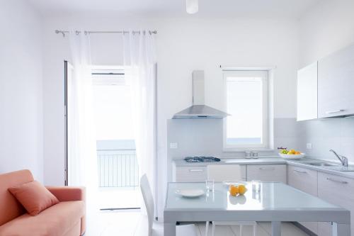 köök, Vuelle Residence Apartments in Capo d'Orlando