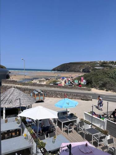 Fabulous Beach Pad Just 20 Paces From The Sea in 뉴키