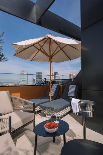 Balcony/terrace, Hotel Pinar Plaza in Ciudad Lineal