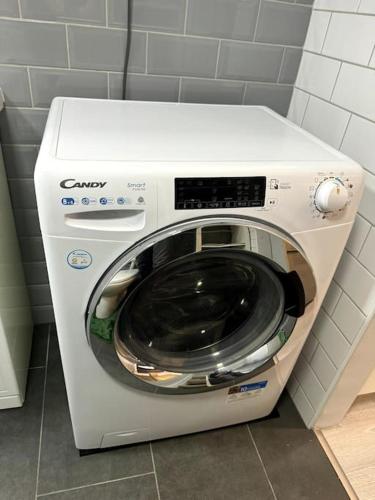 D40 Studio, Budapest