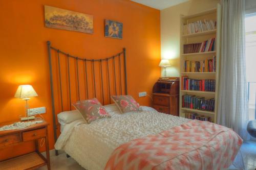 Center Family Apartment by Hello Homes Sitges - image 4